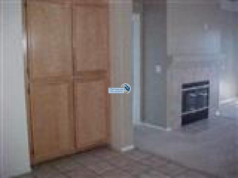 Great 3/2 Home with Fireplace 6