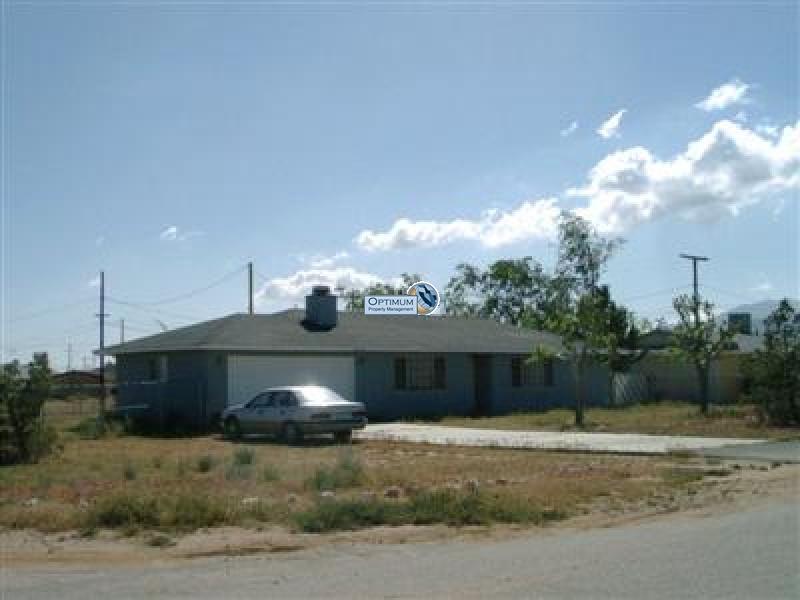 Wood Floors, Fireplace and Covered Patio - $1500 MOVE-IN! 4