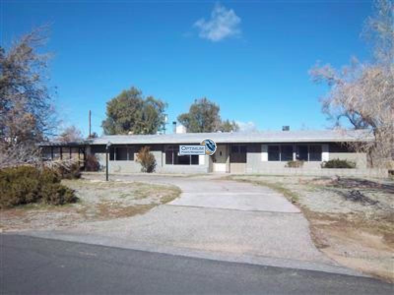 Apple Valley 3 bedroom, unique features - $1500 Move-in 7