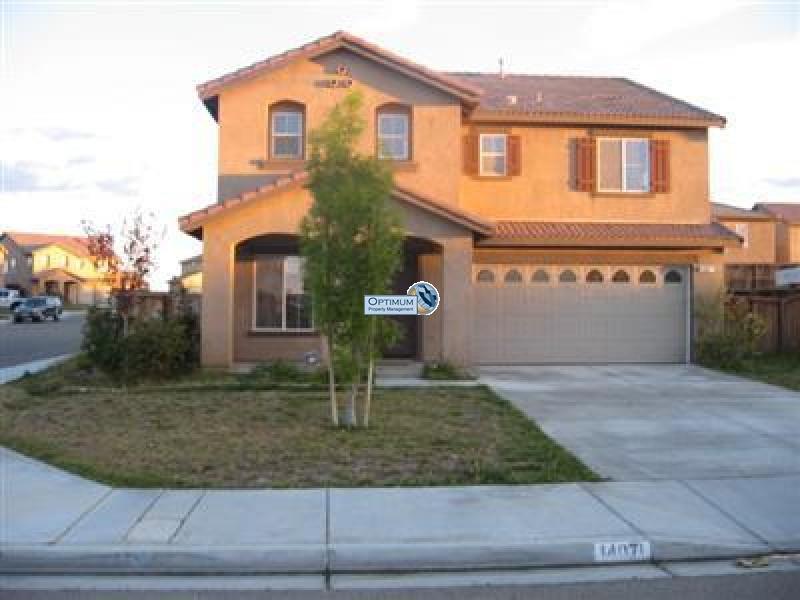 Beautiful 3 bedroom, 3 bath, two-story 4