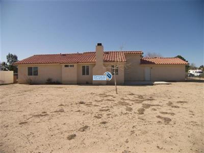 Fantastic four bedroom with lots of room 8