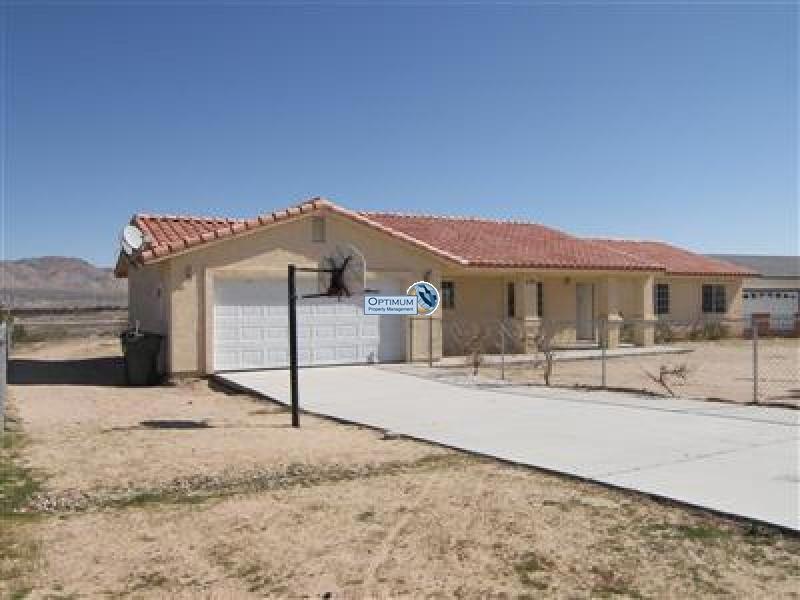 Fantastic four bedroom with lots of room 5