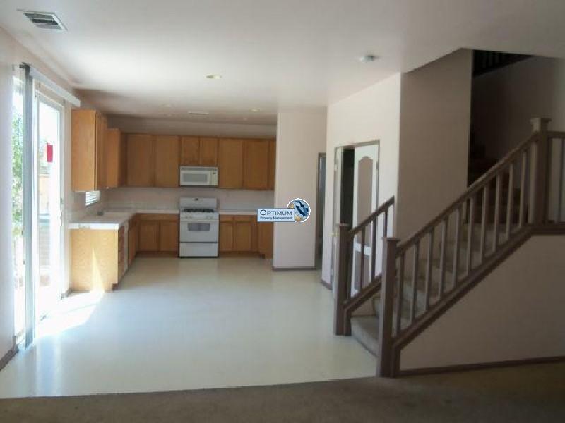 Nice, newer home in quiet neighborhood 4