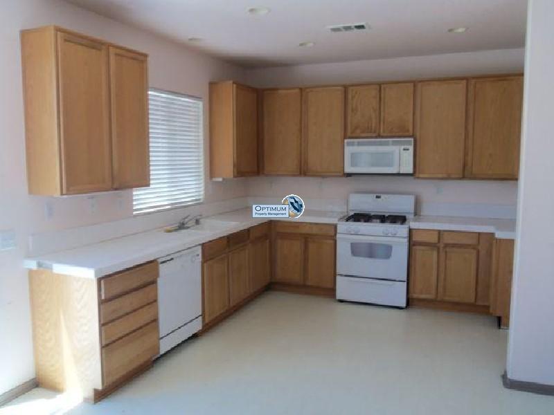 Nice, newer home in quiet neighborhood 5