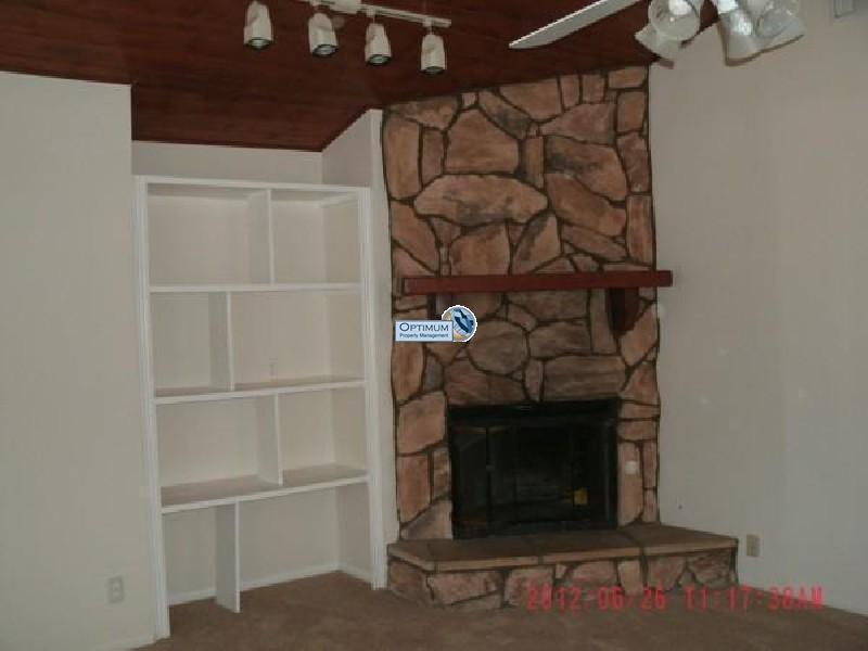 Large Silver Lakes home with 5 bedrooms 3