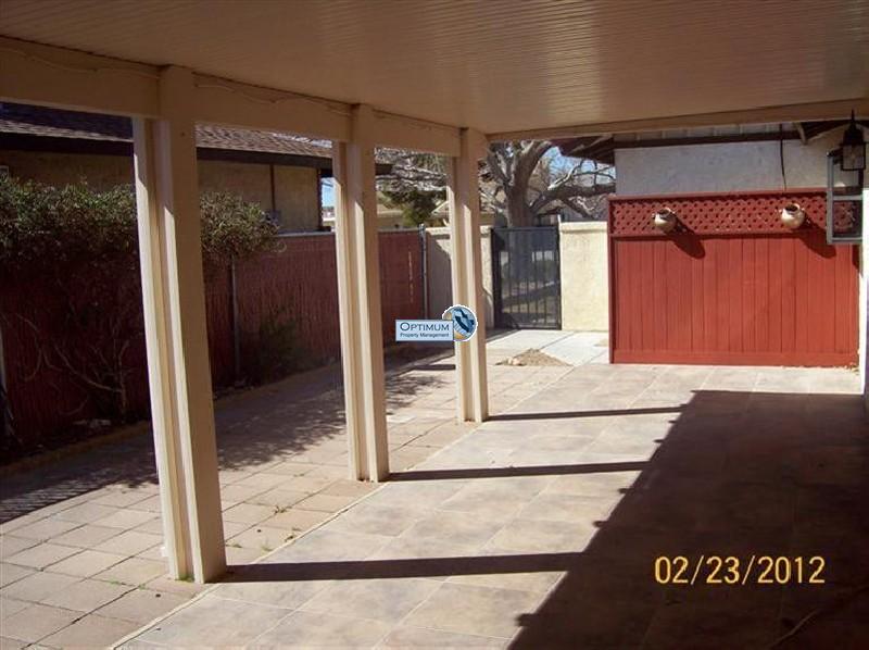 Large Silver Lakes home with 5 bedrooms 1